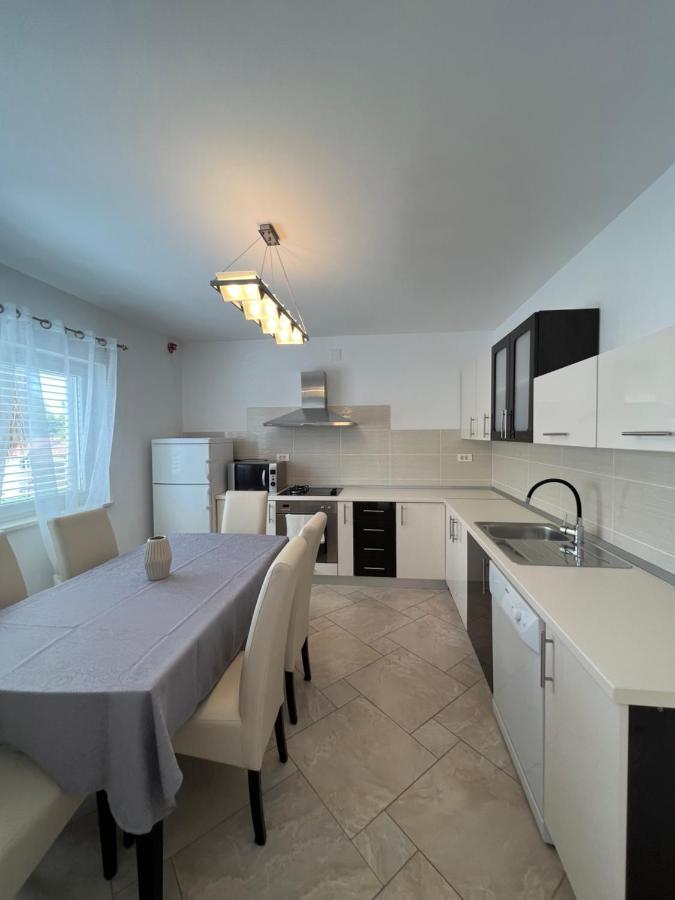Ana Exclusive Apartments Jelsa  Exterior foto